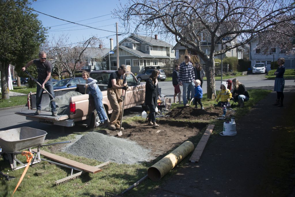 People working together on a neighbourhood project